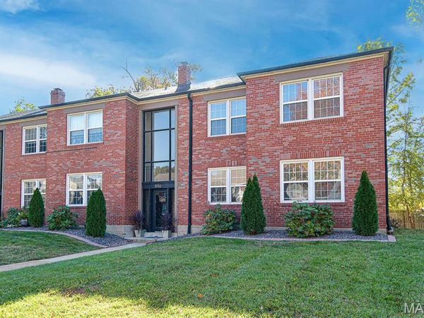 8154 Whitburn Avenue, St Louis, MO 63106