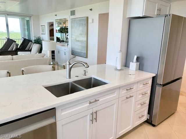 5550 Heron Point Dr, Unit 505, Naples, FL 34108 Photo