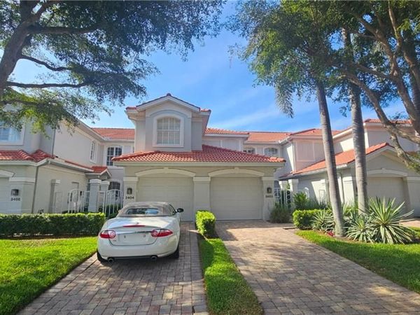 2135 Arielle DR, Unit 2404, NAPLES, FL 34109