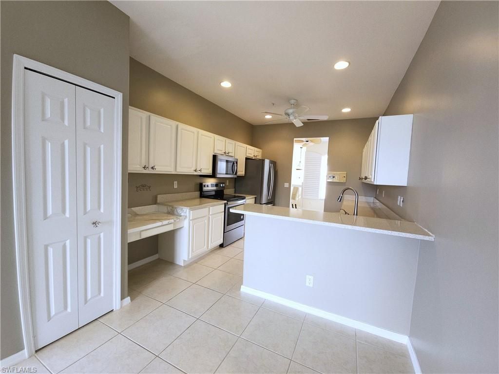 2135 Arielle Dr, Unit 2404, Naples, FL 34109 Photo