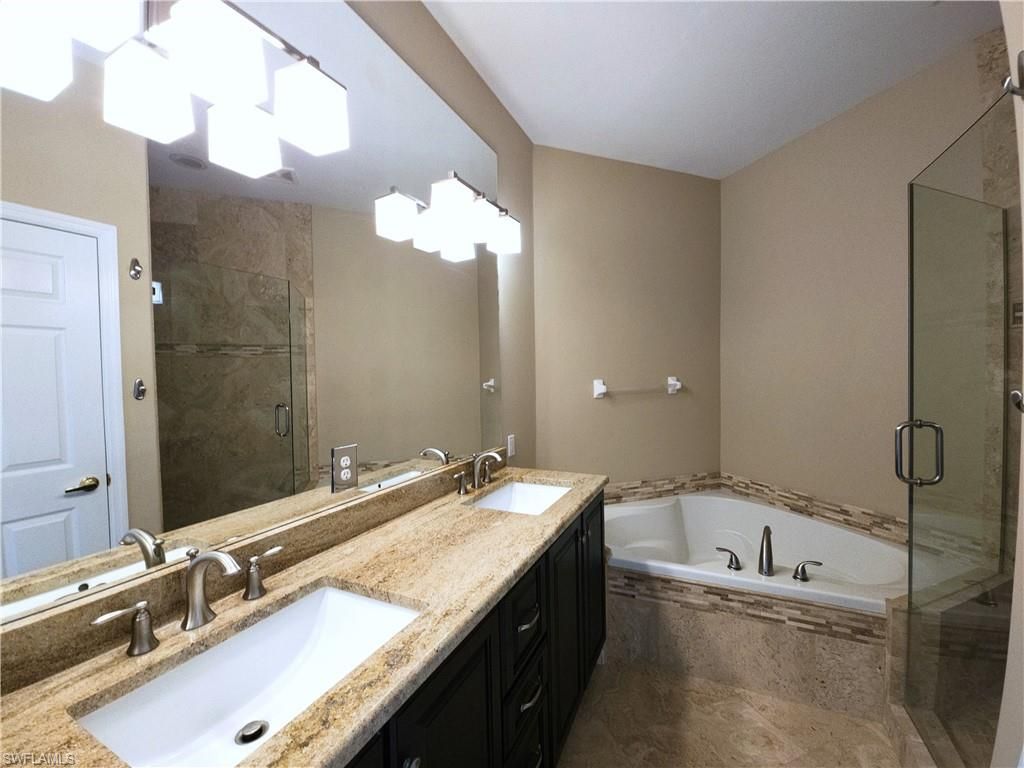 2135 Arielle Dr, Unit 2404, Naples, FL 34109 Photo