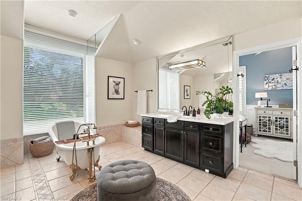 9761 Treasure Cay Ln, Bonita Springs, FL 34135 Photo