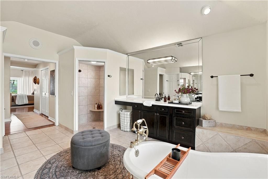 9761 Treasure Cay Ln, Bonita Springs, FL 34135 Photo