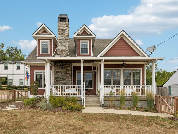 1073 Zophi St , Nashville, TN 37216
