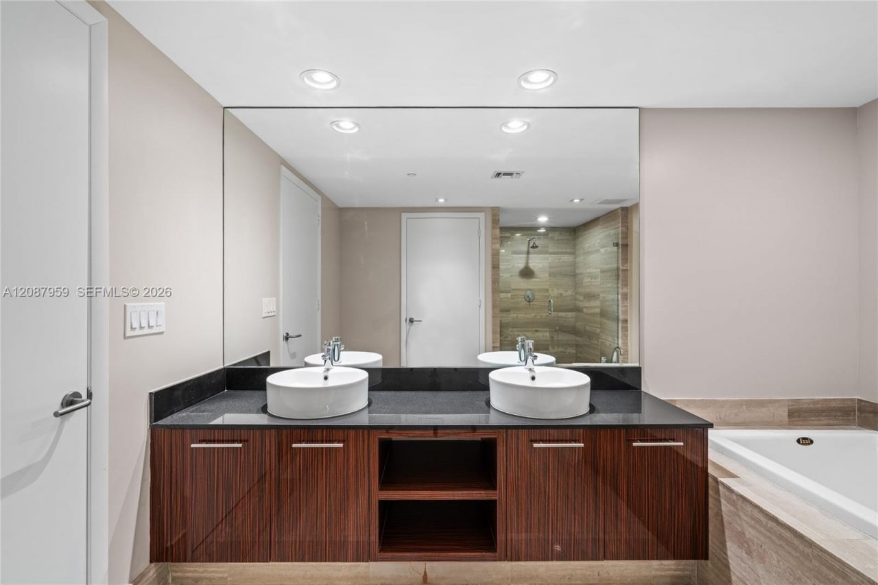 3951 S Ocean Dr, Unit 1002, Hollywood, FL 33019 Photo