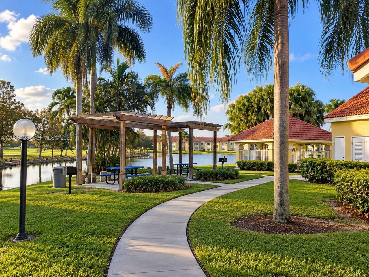 12620 Vista Isles Dr, Unit 1014, Sunrise, FL 33325 Photo
