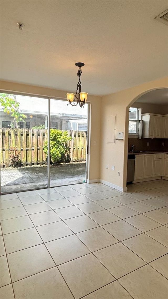 8177 W 36th Ave, Unit 7, Hialeah, FL 33018 Photo