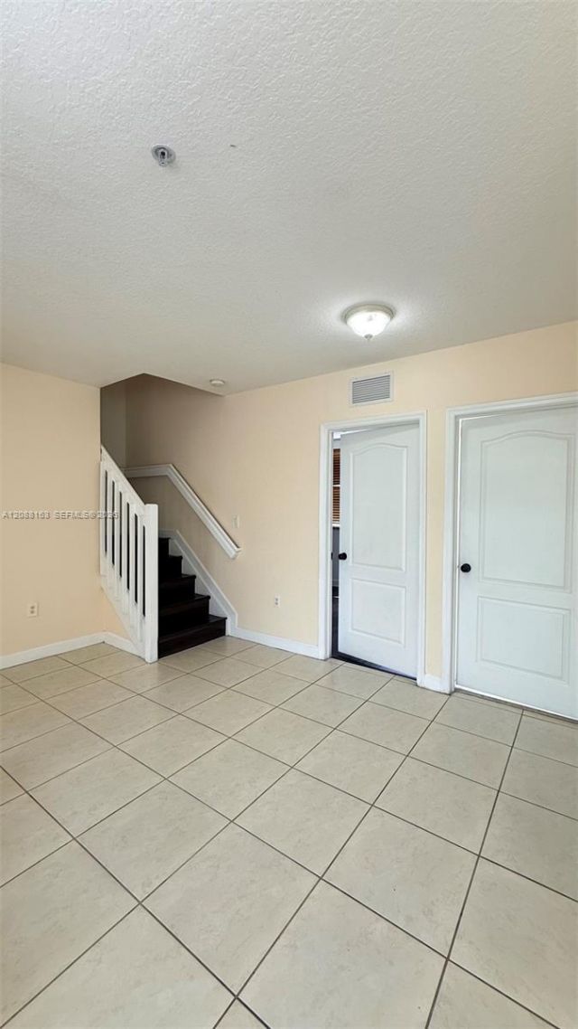 8177 W 36th Ave, Unit 7, Hialeah, FL 33018 Photo