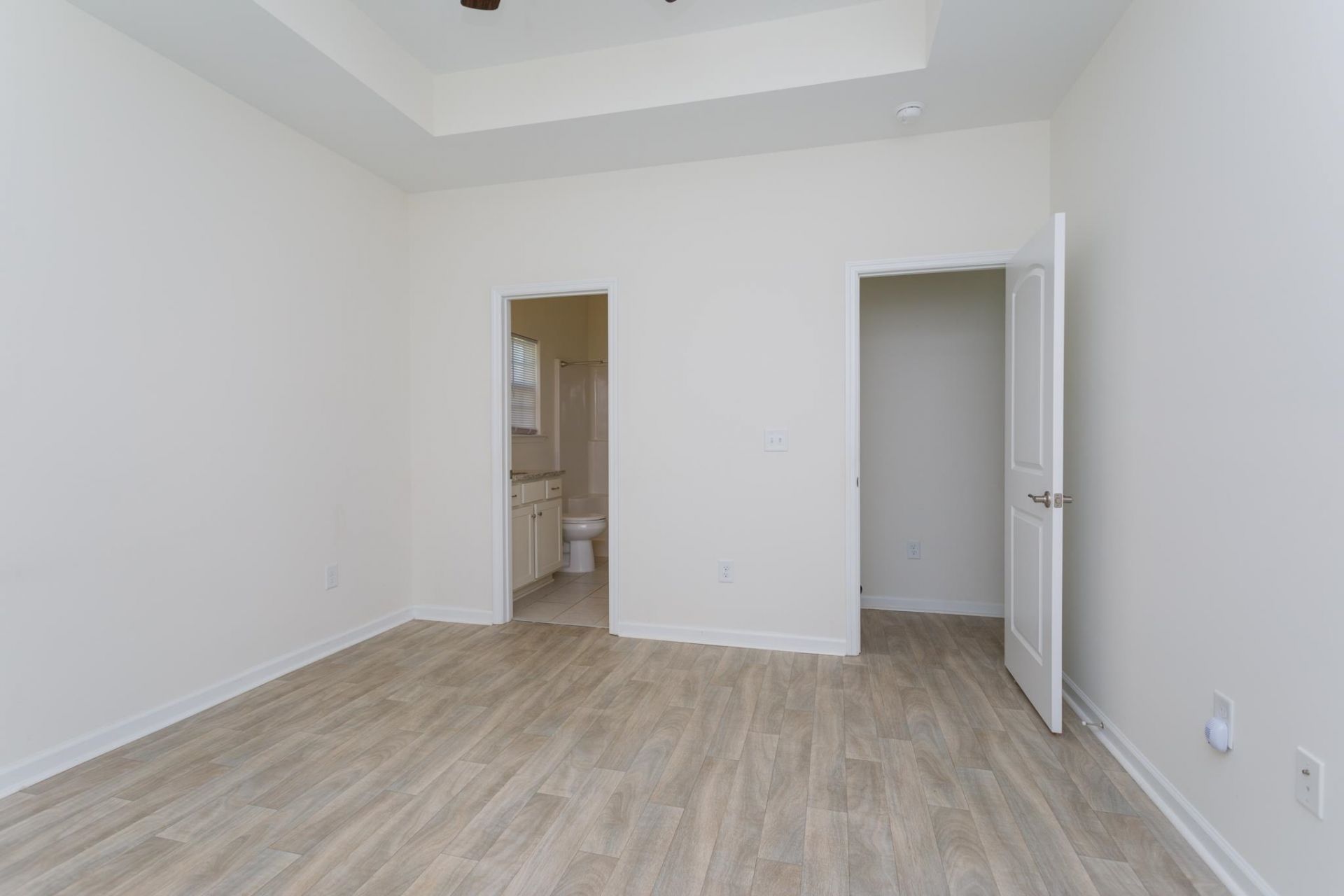 393 Shallow Cove Dr. Photo 17