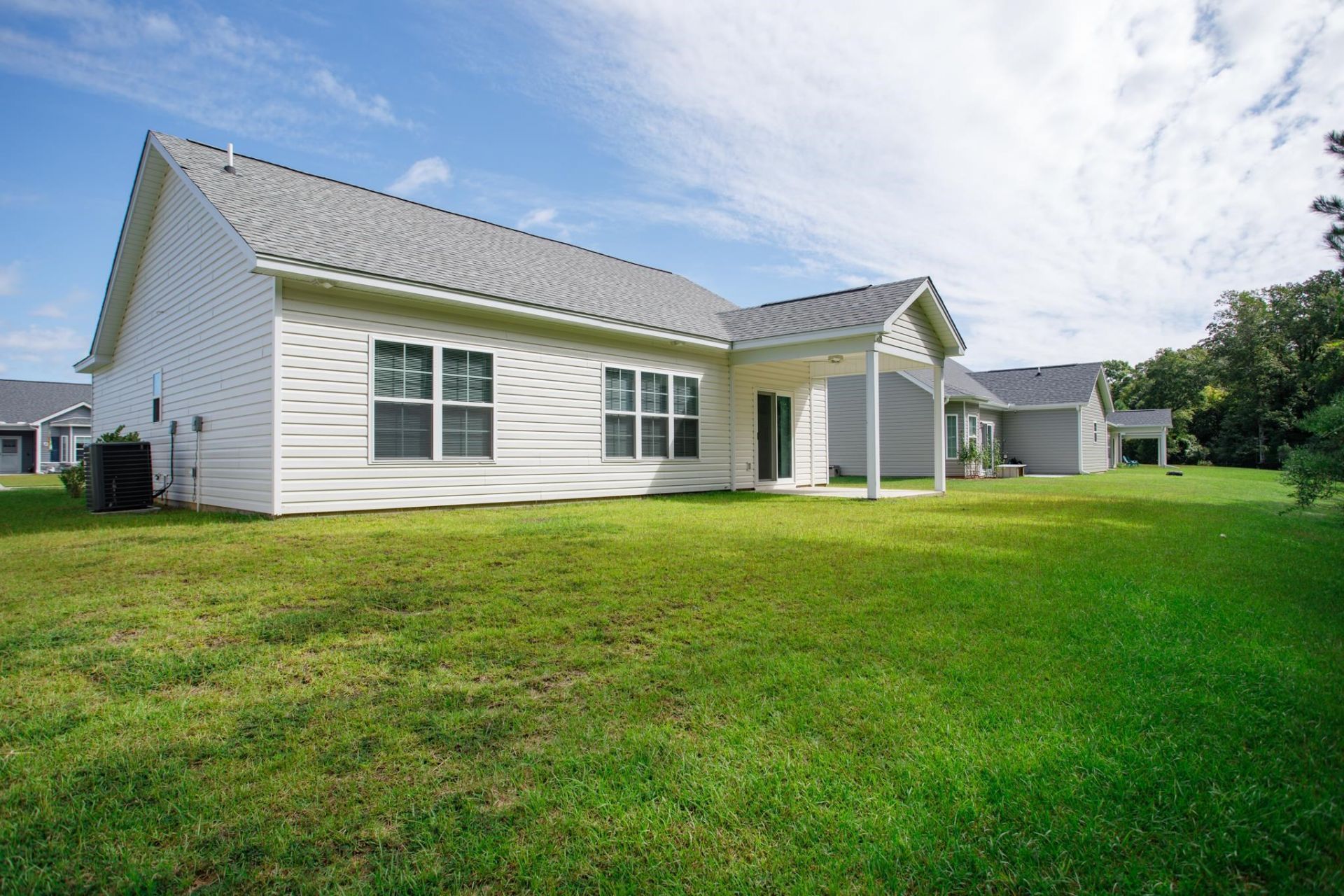 393 Shallow Cove Dr. Photo 23