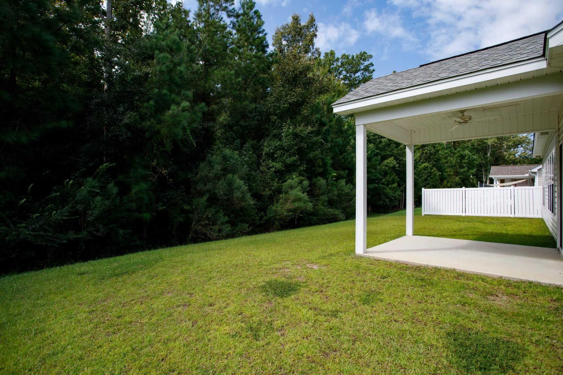 393 Shallow Cove Dr. Photo 24