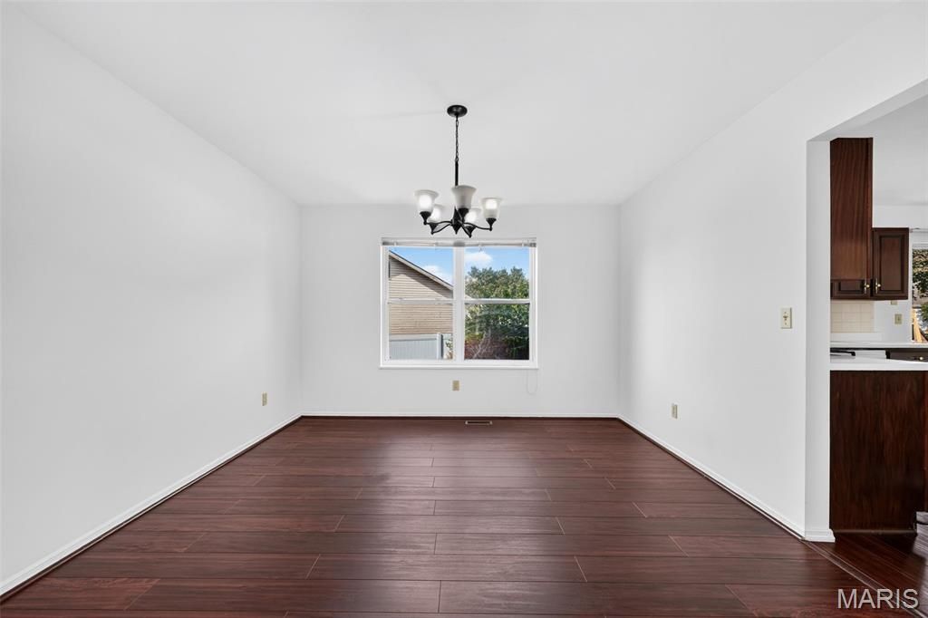 39 Green Pines Circle, Saint Peters, MO 63376 Main Photo