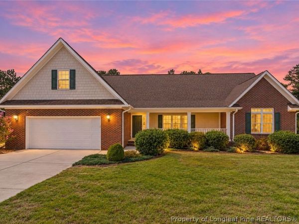 6233 CASTLEBROOKE Lane, Linden, NC 28356