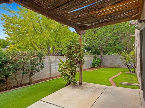 7452 Burlison Drive NE, Albuquerque, NM 87109