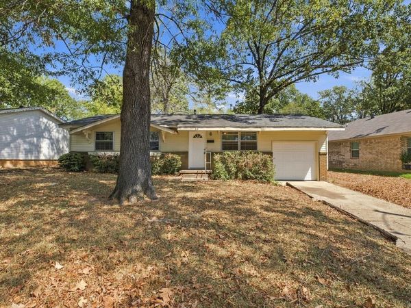 84 W Windsor Drive , Little Rock, AR 72209