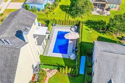 1178 Parish Way photo 4