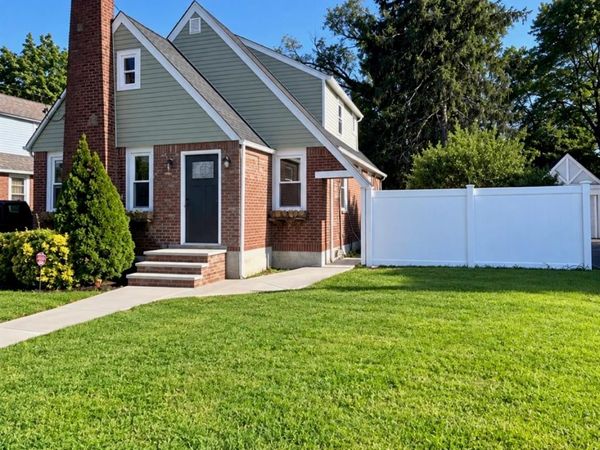 750 Wesley Street, Baldwin, NY 11510