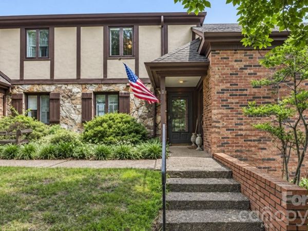 7014 Quail Hill Road, Charlotte, NC 28210