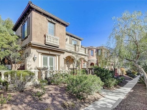 2428 Granada Bluff Court, Las Vegas, NV 89135