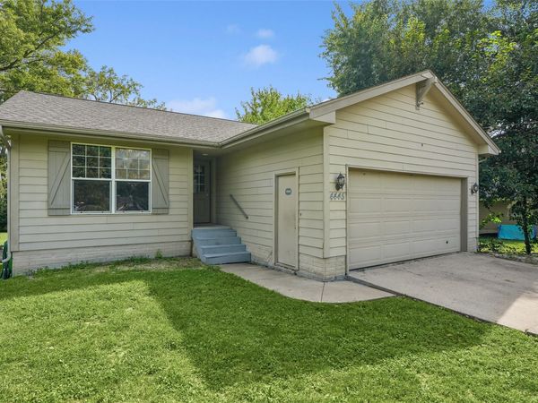 4445 SE 17th Street, Des Moines, IA 50320
