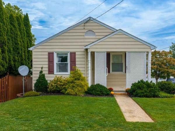 47 S COLONIAL AVENUE, WESTMINSTER, MD 21157