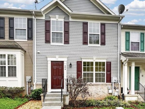 204 CANNON COURT, STRASBURG, VA 22657