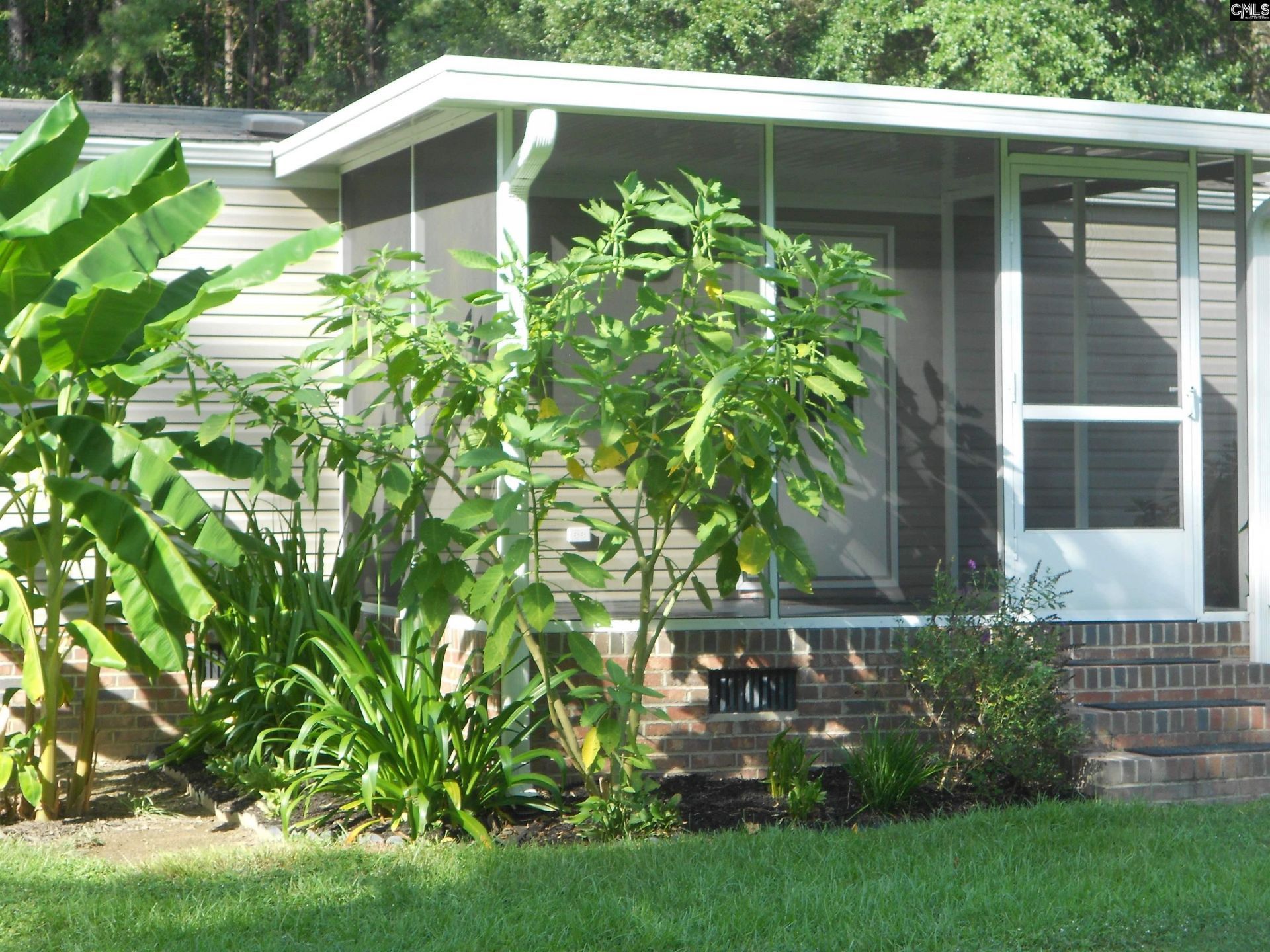 132 Sweet Springs Road  Photo 4