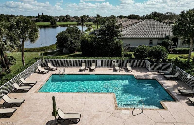 1837 Avian Ct, Unit A-71, Naples, FL 34119 Photo