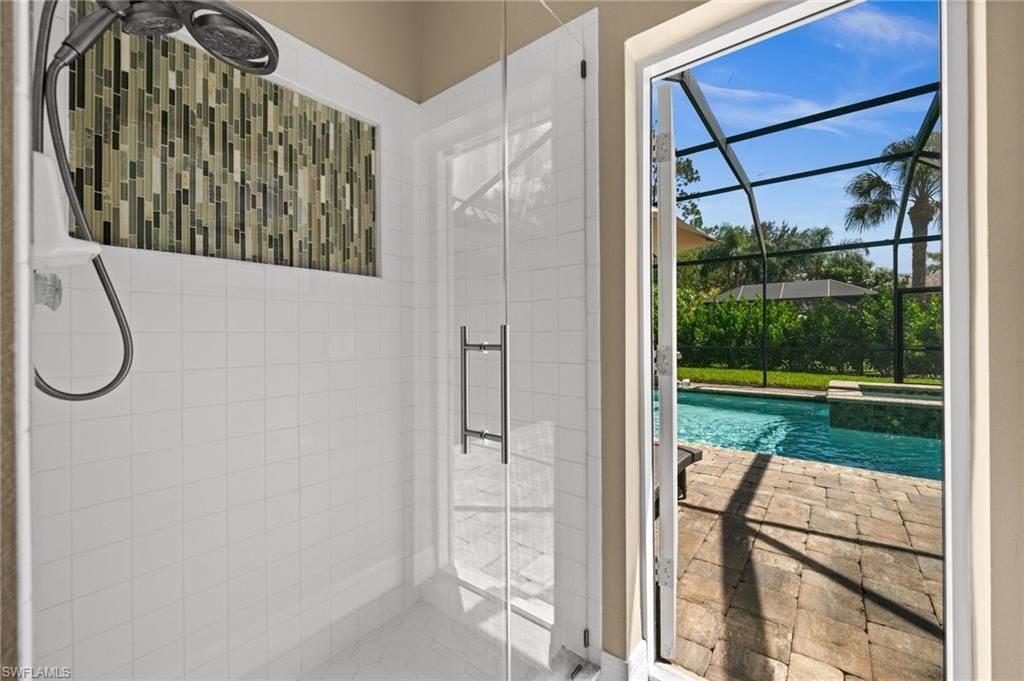 2127 Imperial Cir, Naples, FL 34110 Photo