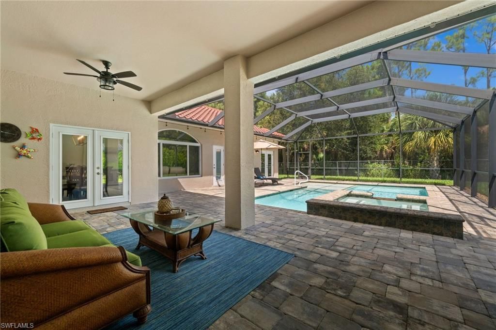 2127 Imperial Cir, Naples, FL 34110 Photo