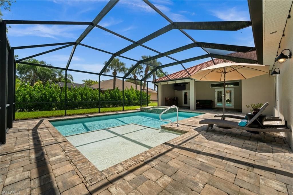 2127 Imperial Cir, Naples, FL 34110 Photo