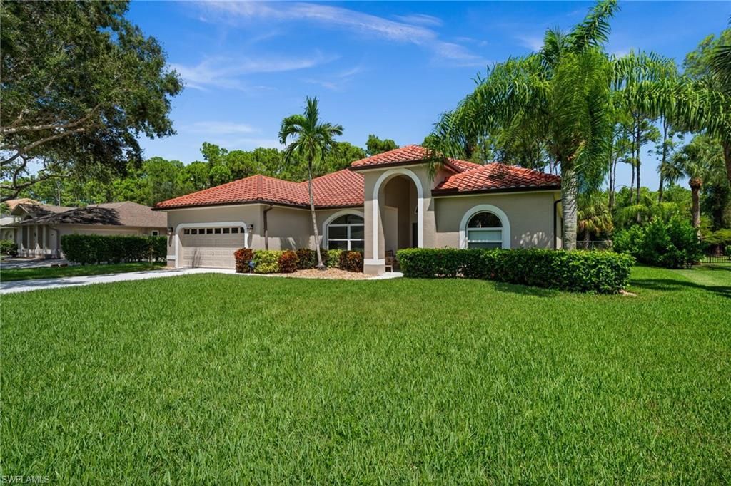 2127 Imperial Cir, Naples, FL 34110 Photo