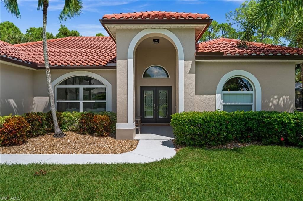 2127 Imperial Cir, Naples, FL 34110 Photo
