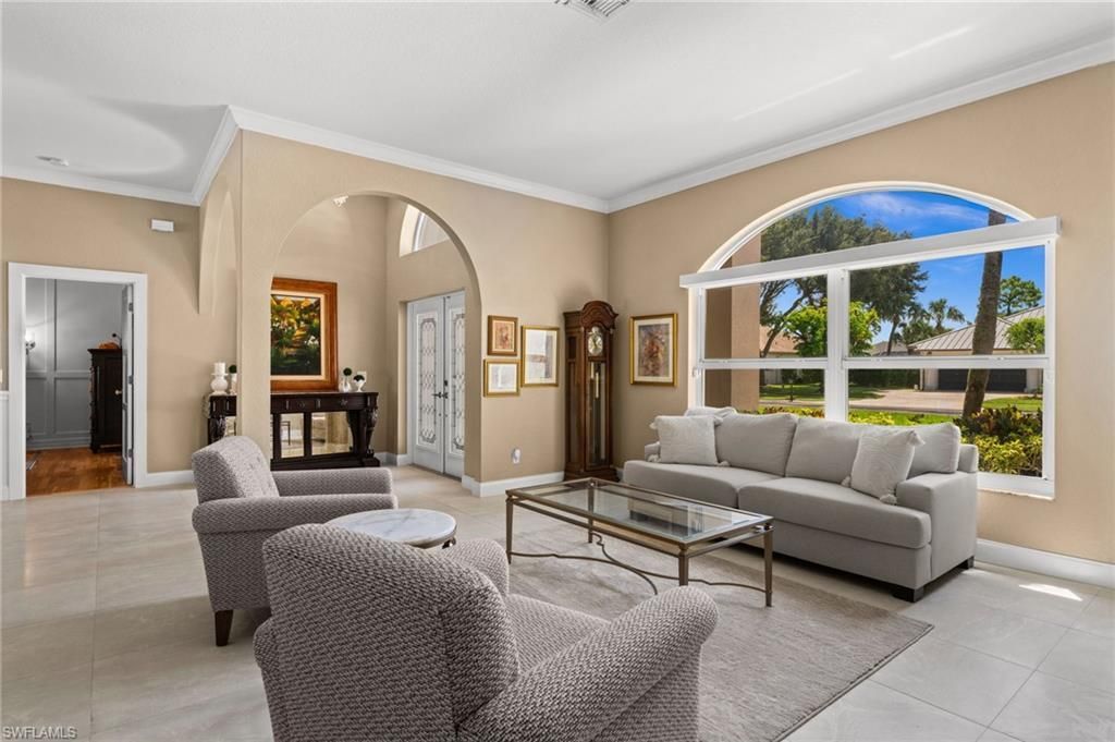 2127 Imperial Cir, Naples, FL 34110 Photo