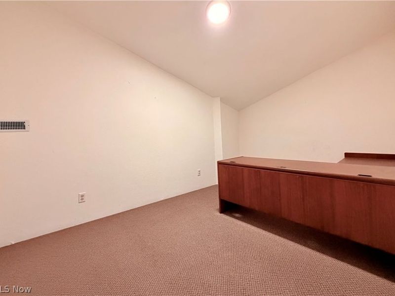 1925 Washington Boulevard, Belpre, OH 45714 Photo 17