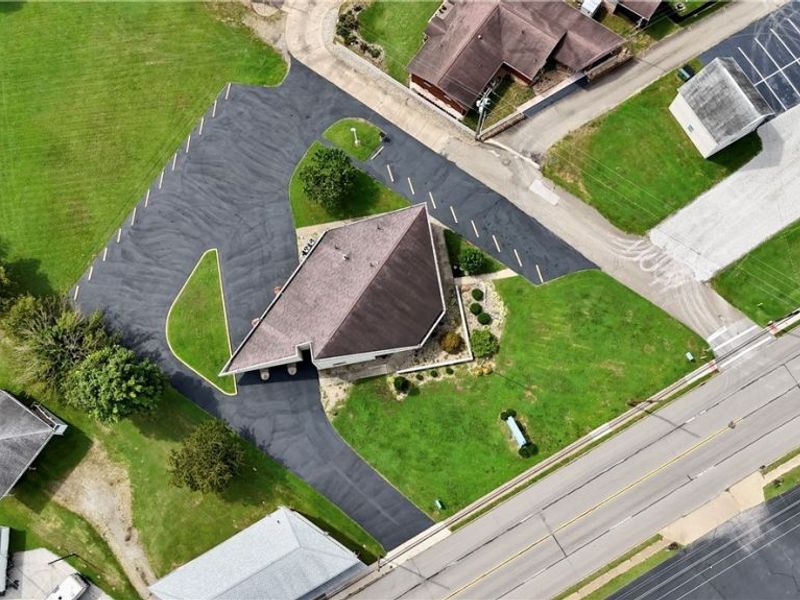 1925 Washington Boulevard, Belpre, OH 45714 Photo 2