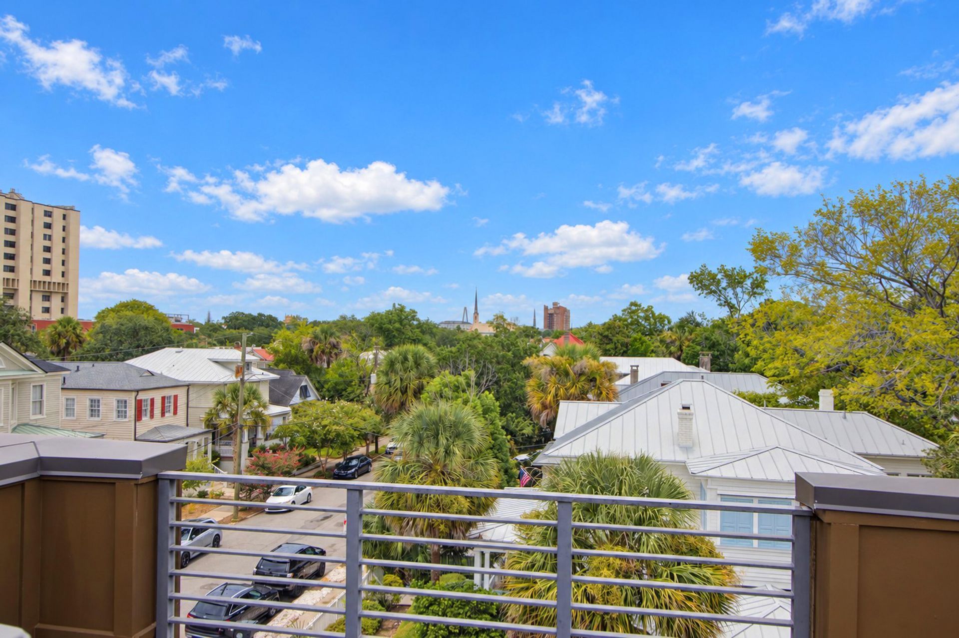 66 Gadsden Street Photo 32