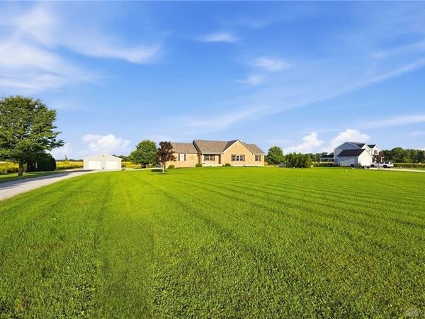 5222 Union Shelby Road, Piqua, OH 45356