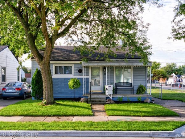 38 E Rowland Avenue, Madison Heights, Mi 48071