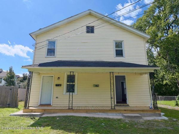 135 Cuba Street, Kingston, PA 18704