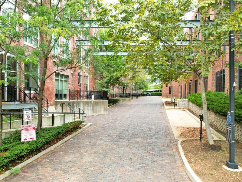 448 W Nationwide Boulevard, Unit 404, Columbus, OH 43215 Photo 4