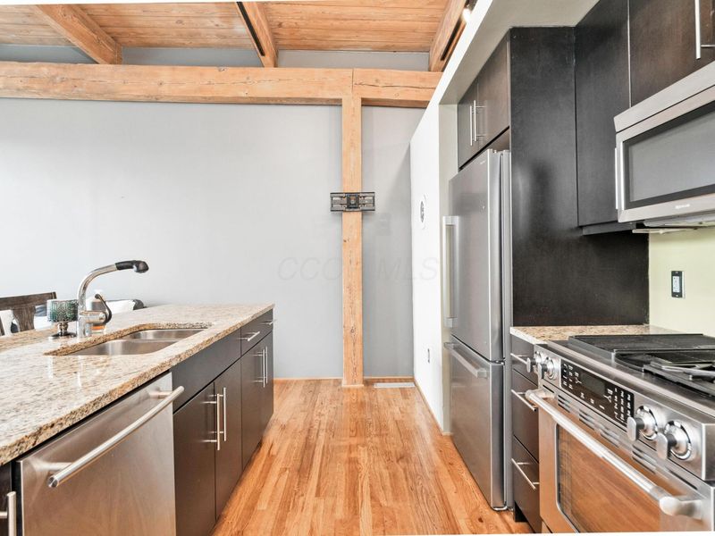 448 W Nationwide Boulevard, Unit 404, Columbus, OH 43215 Photo 9
