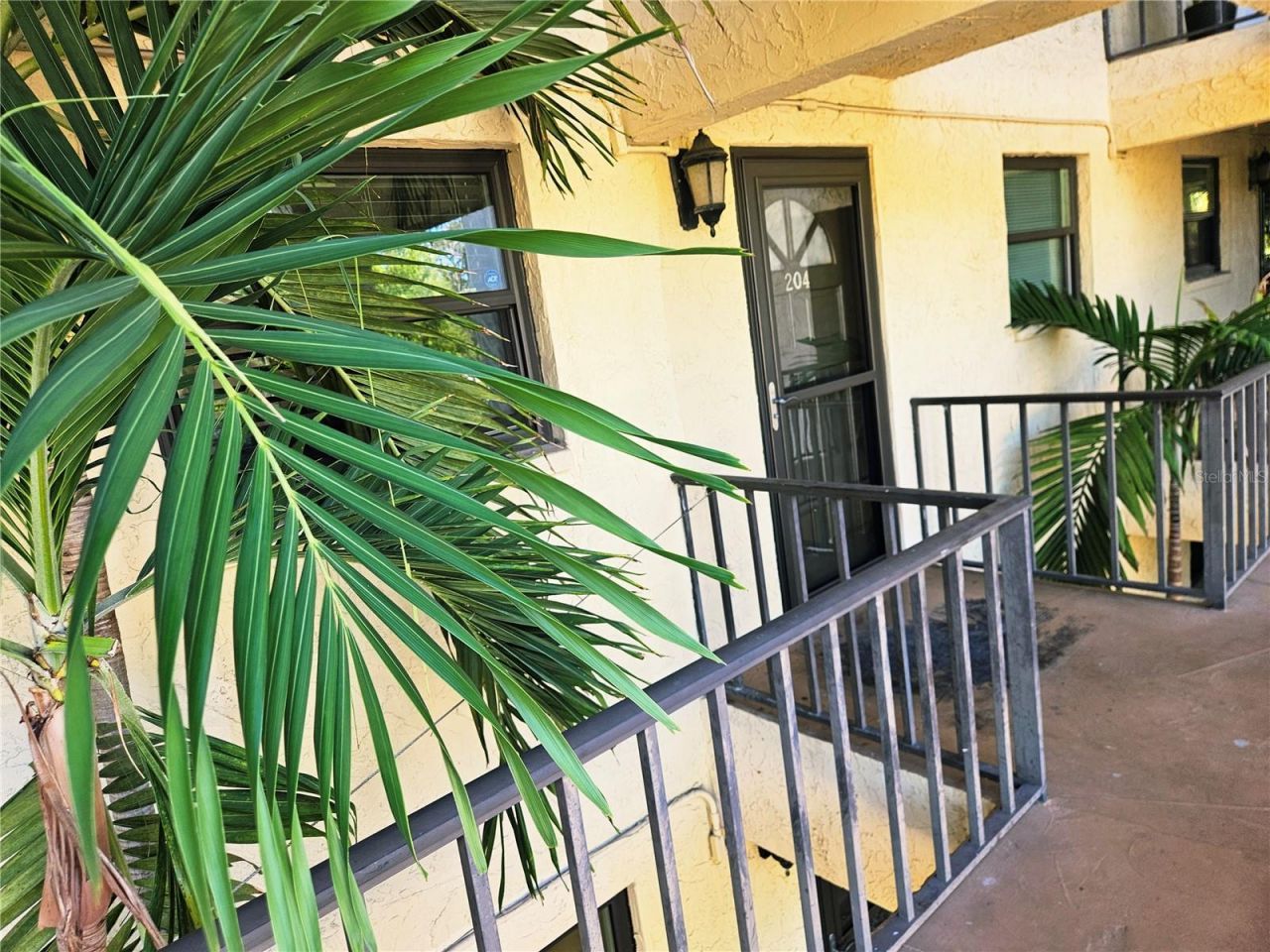1650 Pine Tree Lane, Unit 204, Sarasota, FL 34236 Photo