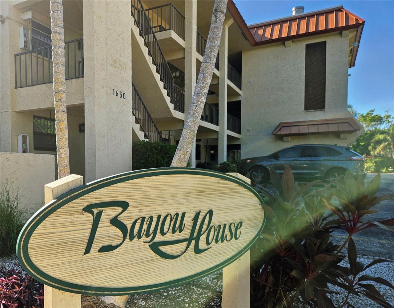 1650 Pine Tree Lane, Unit 204, Sarasota, FL 34236 Photo
