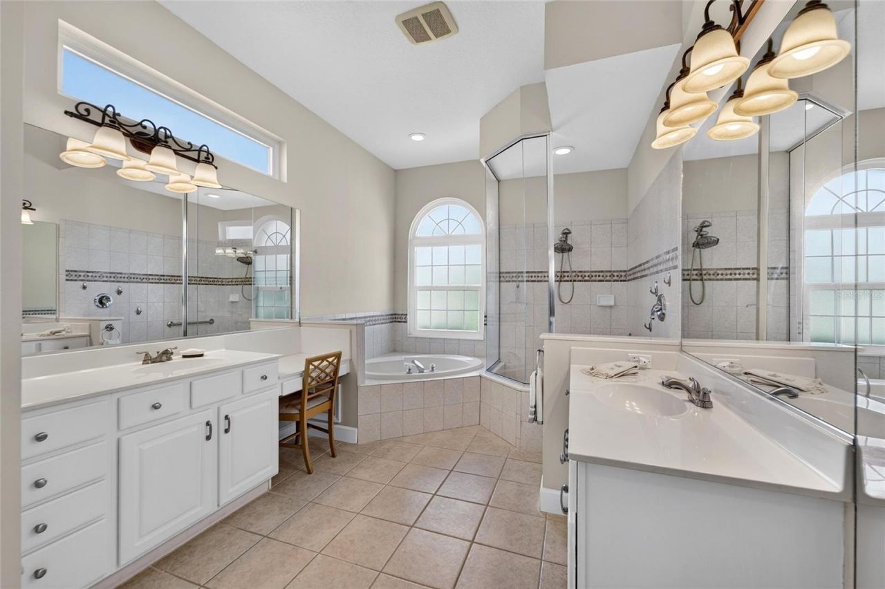 534 Planters Manor Way, Bradenton, FL 34212 Photo