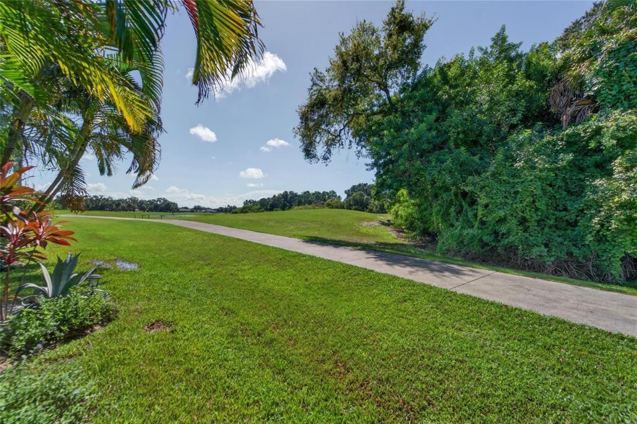 534 Planters Manor Way, Bradenton, FL 34212 Photo
