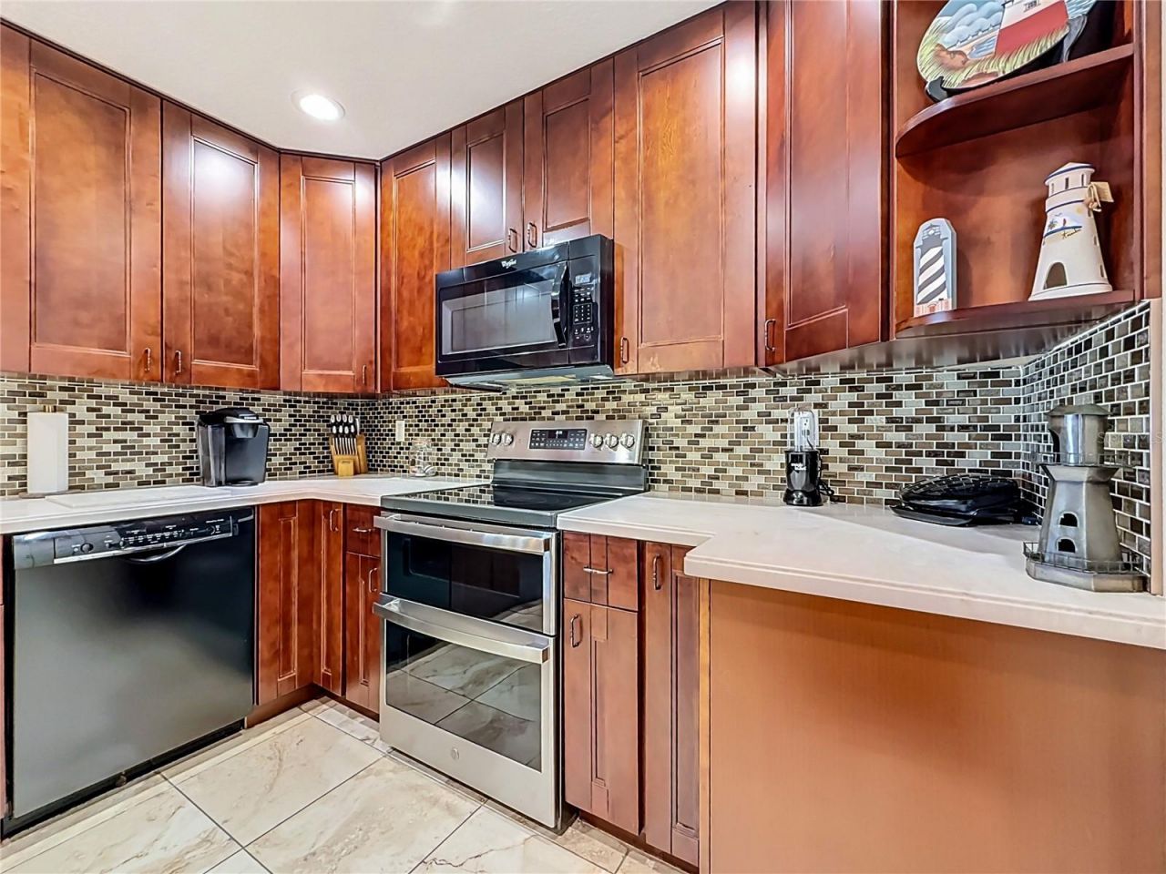 18815 Carr Drive, Lutz, FL 33559 Photo