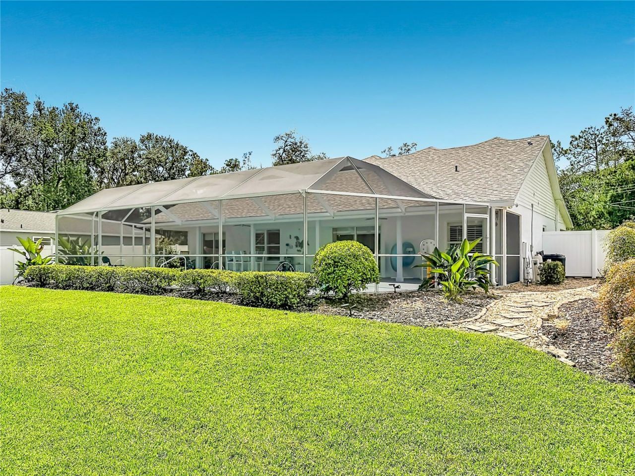 18815 Carr Drive, Lutz, FL 33559 Photo