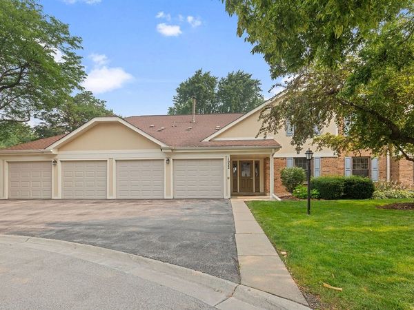 1022 Thorndale Court , Unit A2, Wheeling, IL 60090