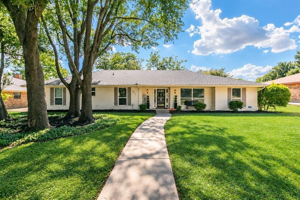 4441 Cartagena Drive, Fort Worth, TX 76133 Main Photo